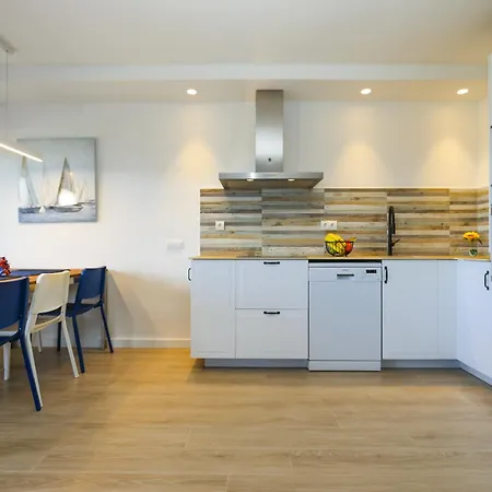 Tous 2 - Only Families Apartamento