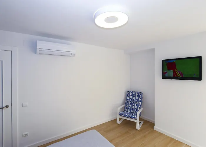 Tous 2 - Only Families Apartment